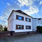 Weserblick Hafen-villa-bremen Villa *
