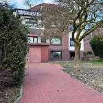 Villa Weserblick Hafen-villa-bremen *