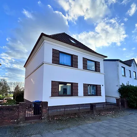 Weserblick Hafen-villa-bremen Villa *