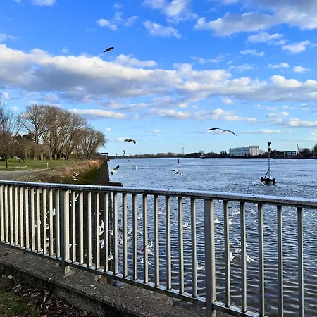 Weserblick Hafen-villa-bremen Вілла