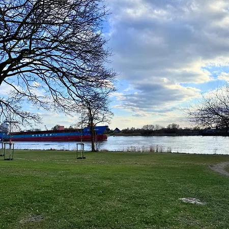 Weserblick Hafen-villa-bremen * Bremen