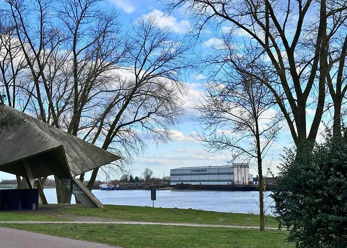 Weserblick Hafen-villa-bremen Villa *