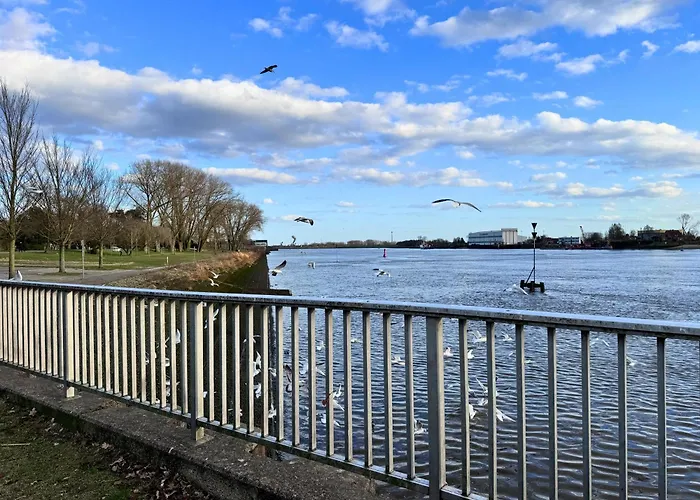 Weserblick Hafen-villa-bremen Villa