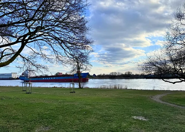 Weserblick Hafen-villa-bremen * Bremen